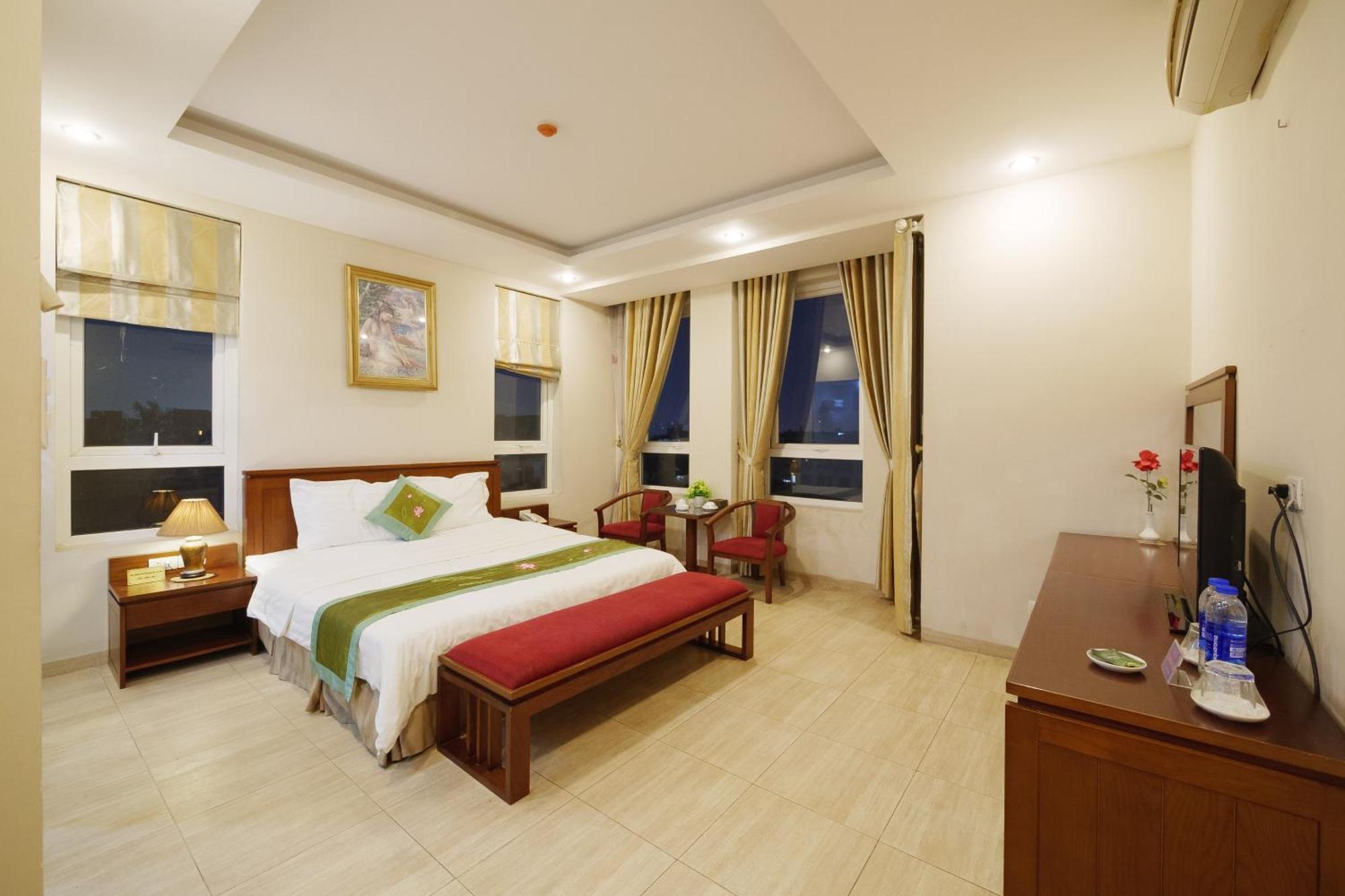 Ngan Ha Hotel Long Bien Ханой Экстерьер фото