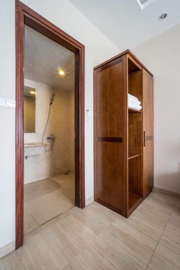 Ngan Ha Hotel Long Bien Ханой Экстерьер фото